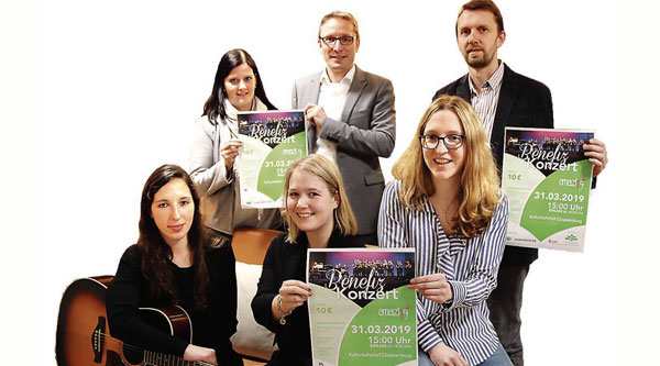 FREUEN SICH AUF DAS BENEFIZKONZERT IM KULTURBAHNHOF: DORIS LAMPING (VON LINKS), CHRISTIN HACKSTEDT, MARK SCHMITZ, CARINA HÜLSKAMP, DIETER ROLFES UND CLAUDIA LAMPING