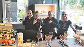 Moderne Fitness von Frauen für Frauen